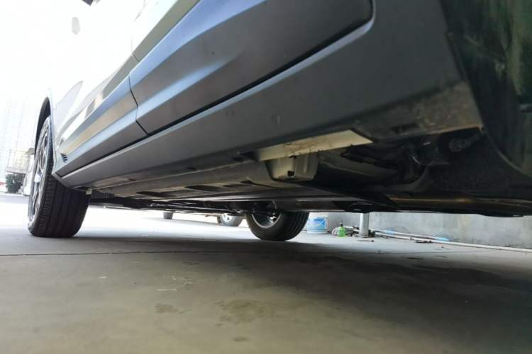 Used Geely Auto Coolray 2025 Bin Yue L 1.5TD DCT Beyond Edition Left Side Sill