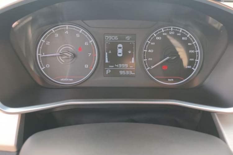Used Geely Auto Coolray 2025 1.5L CVT Super Edition Odometer Close Up