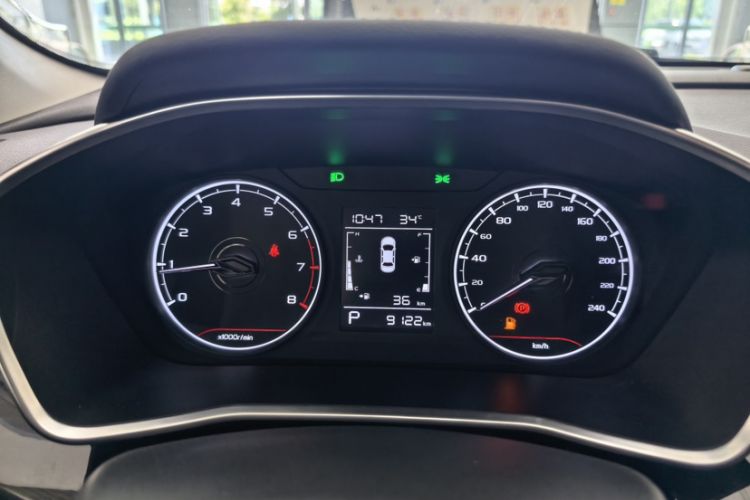 Used Geely Auto Coolray 2025 Model 1.5L CVT Superpower Edition MAX Odometer Close Up