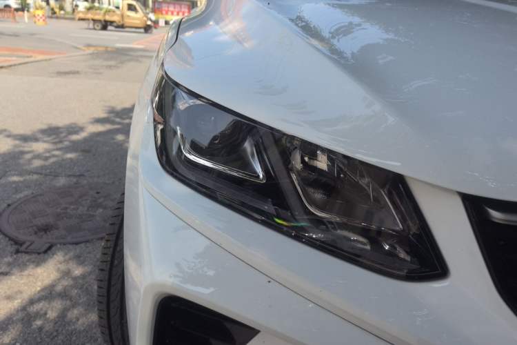 Used Geely Auto Coolray 2025 1.5L CVT Super Edition Right Front Headlight