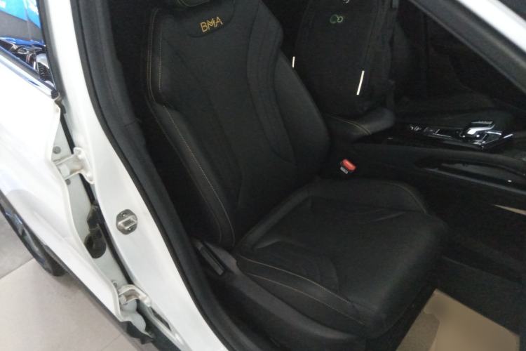 Used Geely Auto Coolray 2025 Bin Yue L 1.5TD DCT Star Diamond Right Front Seat