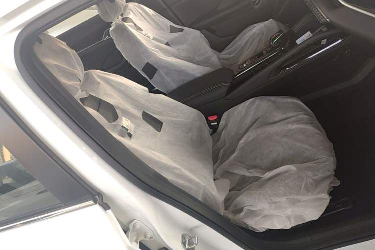 Used Geely Auto Coolray 2025 Bin Yue L 1.5TD DCT Beyond Edition Right Front Seat