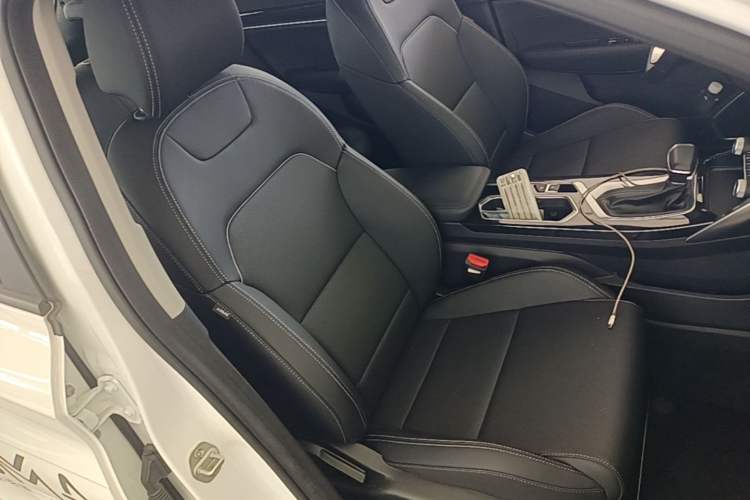 Used Geely Auto Coolray 2025 Model 1.5L CVT Superpower Edition MAX Right Front Seat