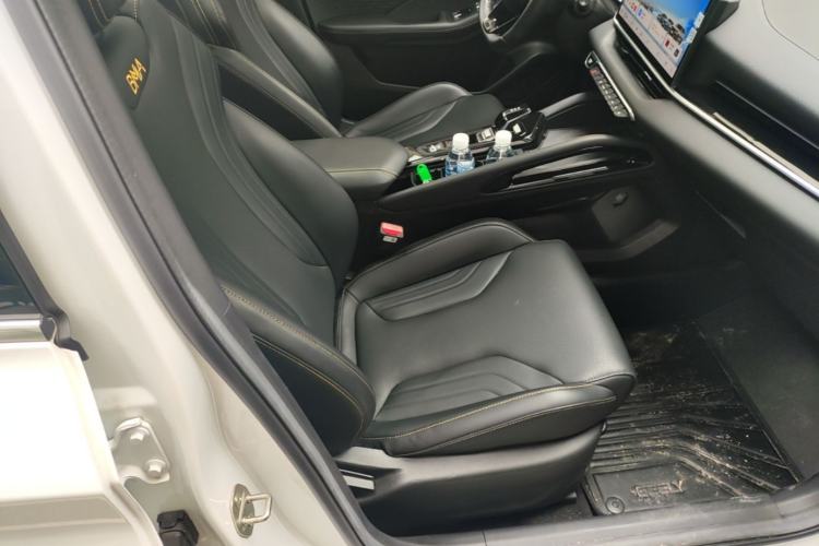 Used Geely Auto Coolray 2025 Bin Yue L 1.5T DCT Starlight Edition Right Front Seat