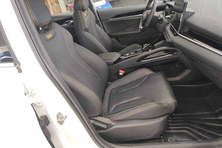 Used Geely Auto Coolray 2025 Bin Yue L 1.5TD DCT Star Diamond Right Front Seat