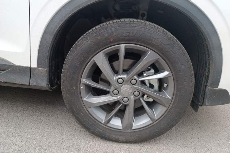 Used Geely Auto Coolray 2025 Bin Yue L 1.5TD DCT Beyond Edition Right Front Wheel Hub