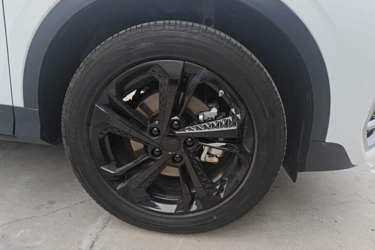 Used Geely Auto Coolray 2025 Bin Yue L 1.5T DCT Starlight Edition Right Front Wheel Hub