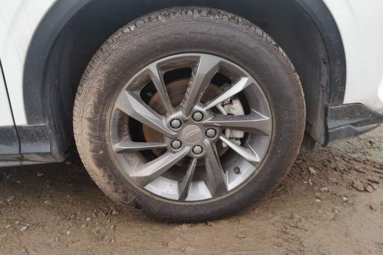Used Geely Auto Coolray 2025 1.5L CVT Super Edition Right Front Wheel Hub
