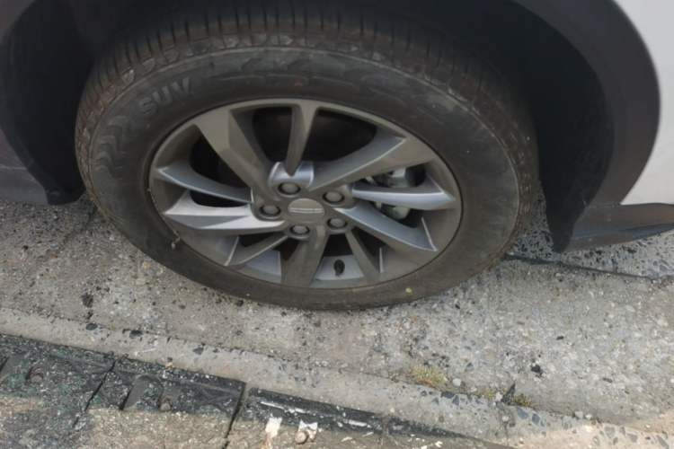 Used Geely Auto Coolray 2025 Model 1.5L CVT Superpower Edition MAX Right Front Wheel Hub