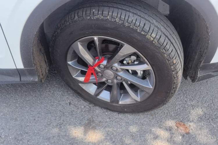 Used Geely Auto Coolray 2025 1.5L CVT Super Edition Right Front Wheel Hub