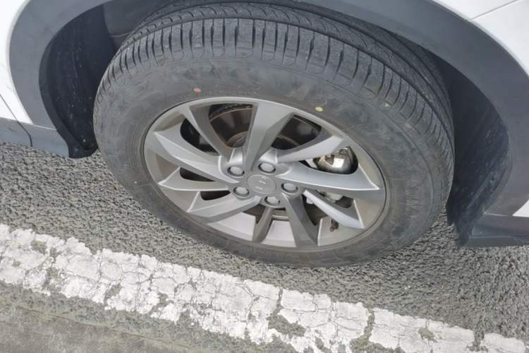 Used Geely Auto Coolray 2025 Model 1.5L CVT Superpower Edition MAX Right Front Wheel Hub