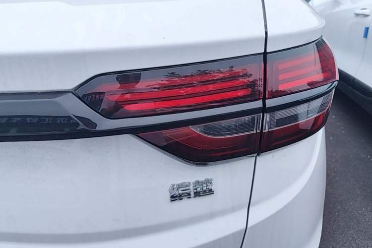 Used Geely Auto Coolray 2025 1.5L CVT Super Edition Right Rear Taillight