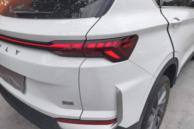 Used Geely Auto Coolray 2025 Bin Yue L 1.5TD DCT Star Diamond Right Rear Taillight