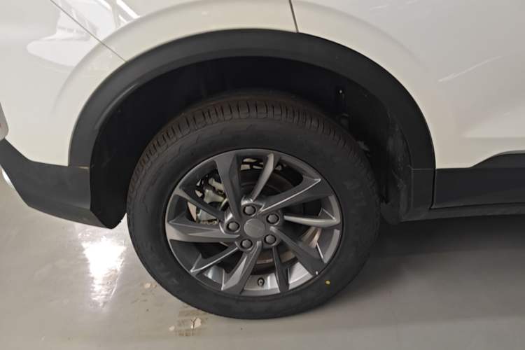 Used Geely Auto Coolray 2025 Bin Yue L 1.5TD DCT Star Diamond Right Rear Wheel Hub