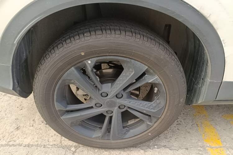 Used Geely Auto Coolray 2025 Bin Yue L 1.5T DCT Starlight Edition Right Rear Wheel Hub