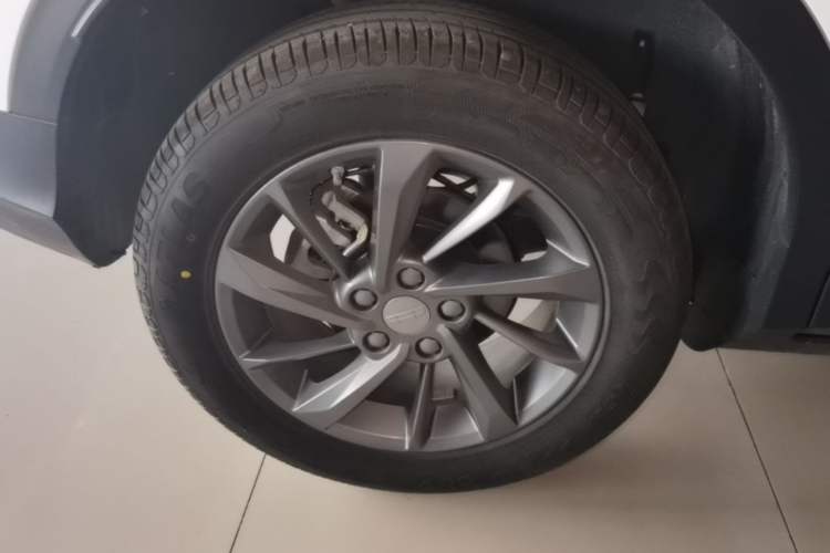 Used Geely Auto Coolray 2025 Bin Yue L 1.5TD DCT Star Diamond Right Rear Wheel Hub
