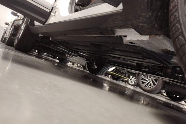 Used Geely Auto Coolray 2025 Bin Yue L 1.5TD DCT Beyond Edition Right Side Sill