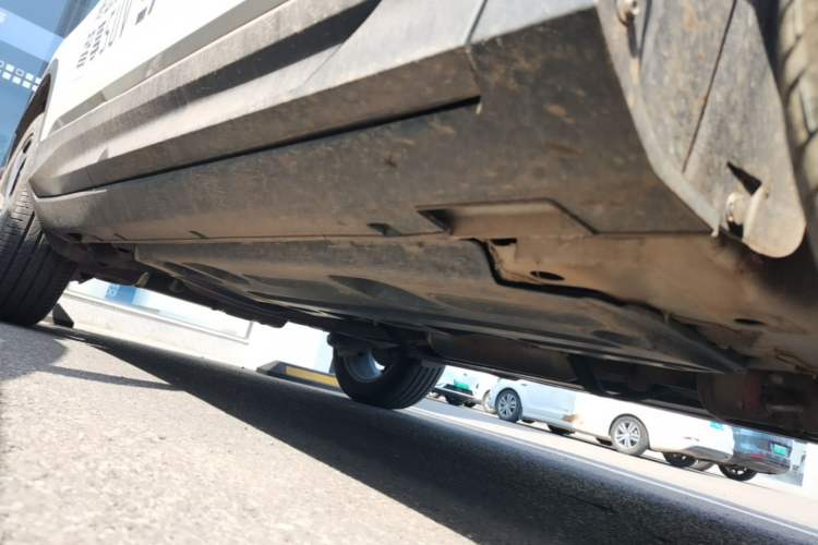 Used Geely Auto Coolray 2025 Bin Yue L 1.5T DCT Starlight Edition Right Side Sill