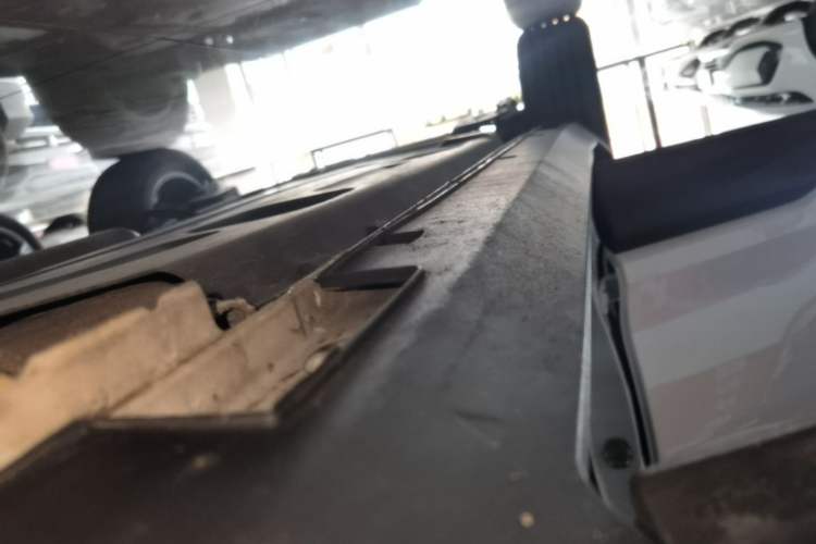 Used Geely Auto Coolray 2025 Bin Yue L 1.5TD DCT Star Diamond Right Side Sill