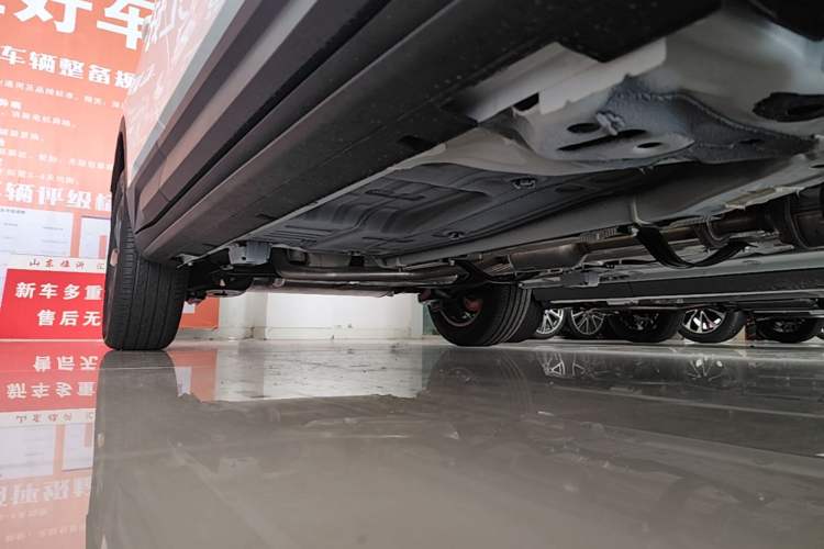 Used Geely Auto Coolray 2025 1.5L CVT Super Edition Right Side Sill