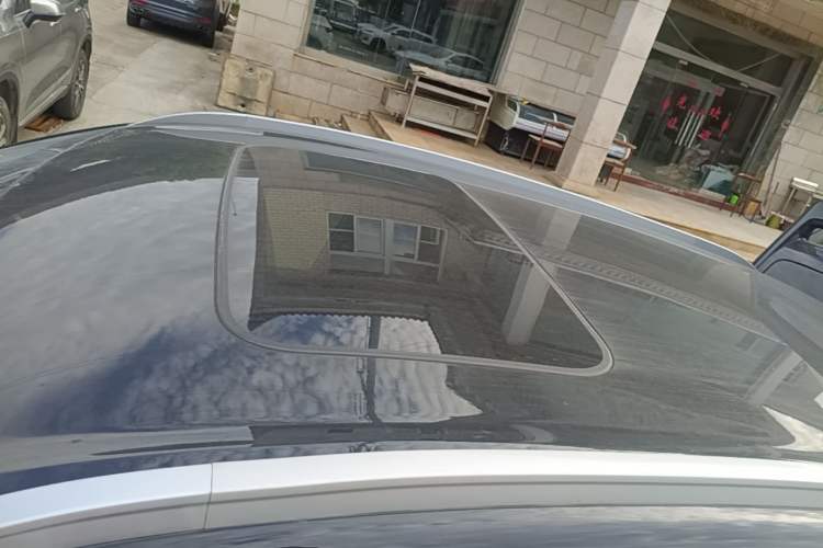 Used Geely Auto Coolray 2025 Bin Yue L 1.5T DCT Starlight Edition Roof