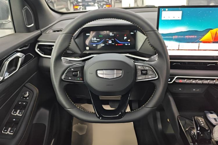 Used Geely Auto Coolray 2025 Bin Yue L 1.5TD DCT Star Diamond Steering Wheel