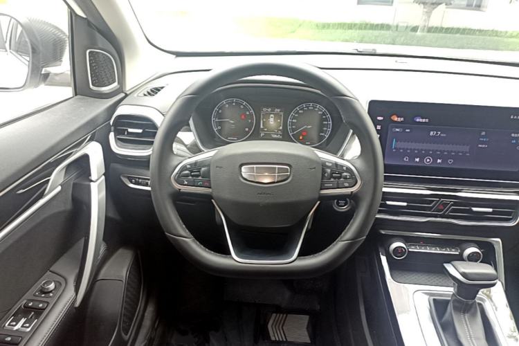 Used Geely Auto Coolray 2025 Model 1.5L CVT Superpower Edition MAX Steering Wheel
