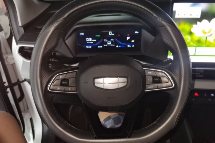 Used Geely Auto Coolray 2025 Bin Yue L 1.5TD DCT Star Diamond Steering Wheel
