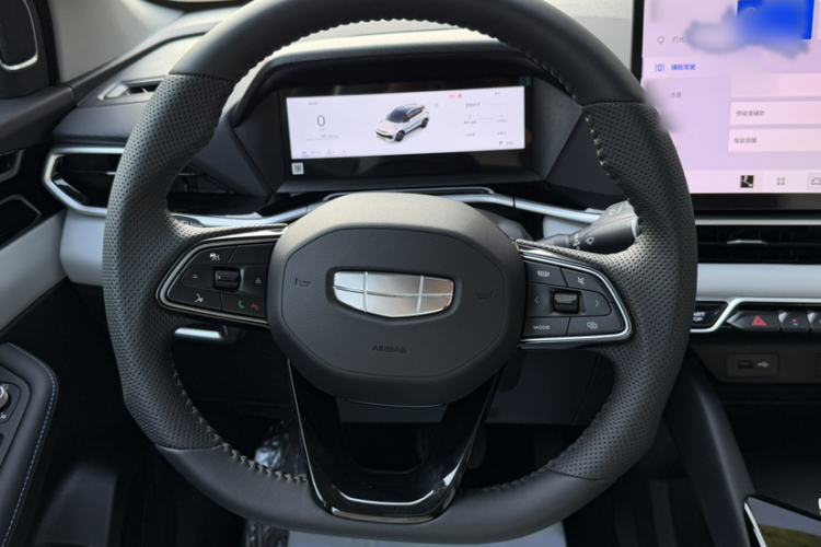 Used Geely Auto Coolray 2025 Bin Yue L 1.5T DCT Starlight Edition Steering Wheel
