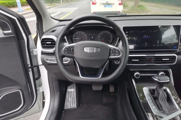 Used Geely Auto Coolray 2025 Model 1.5L CVT Superpower Edition MAX Steering Wheel