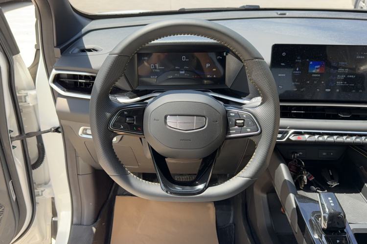 Used Geely Auto Coolray 2025 Bin Yue L 1.5TD DCT Beyond Edition Steering Wheel