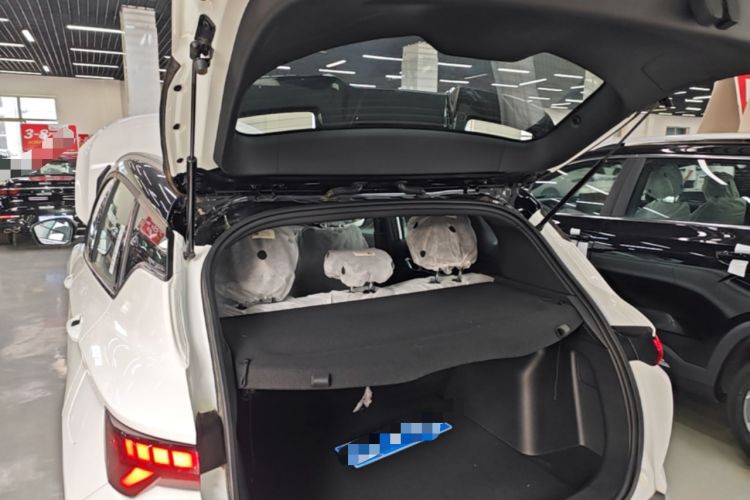 Used Geely Auto Coolray 2025 Bin Yue L 1.5TD DCT Star Diamond Trunk