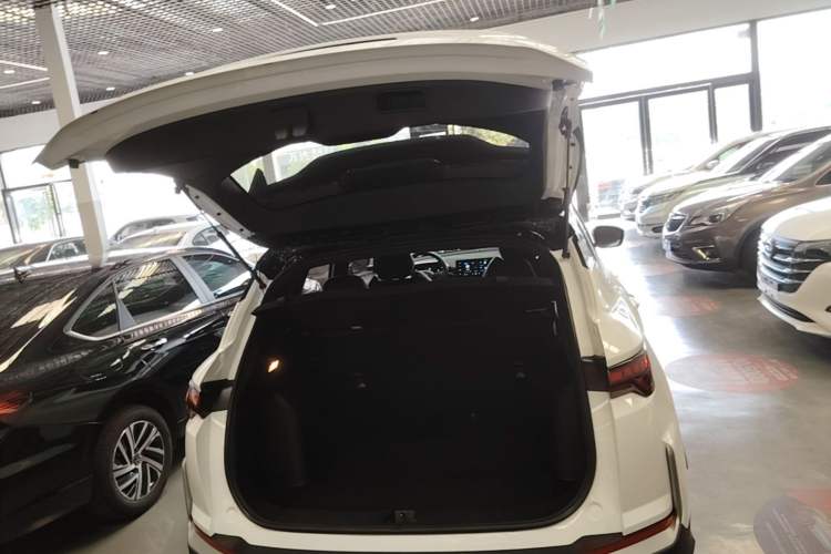 Used Geely Auto Coolray 2025 Bin Yue L 1.5TD DCT Beyond Edition Trunk