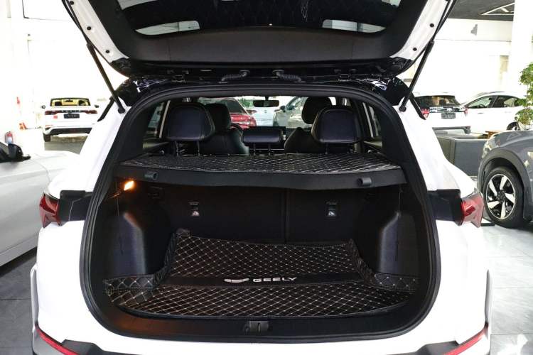 Used Geely Auto Coolray 2025 Bin Yue L 1.5TD DCT Star Diamond Trunk