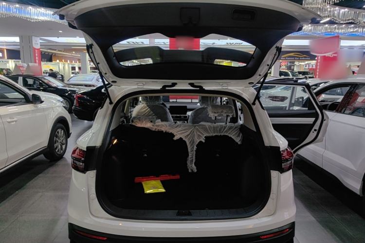 Used Geely Auto Coolray 2025 1.5L CVT Super Edition Trunk
