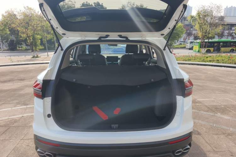 Used Geely Auto Coolray 2025 1.5L CVT Super Edition Trunk