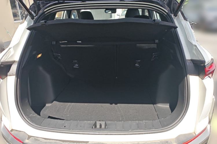 Used Geely Auto Coolray 2025 Bin Yue L 1.5T DCT Starlight Edition Trunk