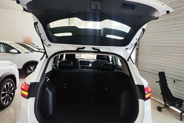 Used Geely Auto Coolray 2025 1.5L CVT Super Edition Trunk