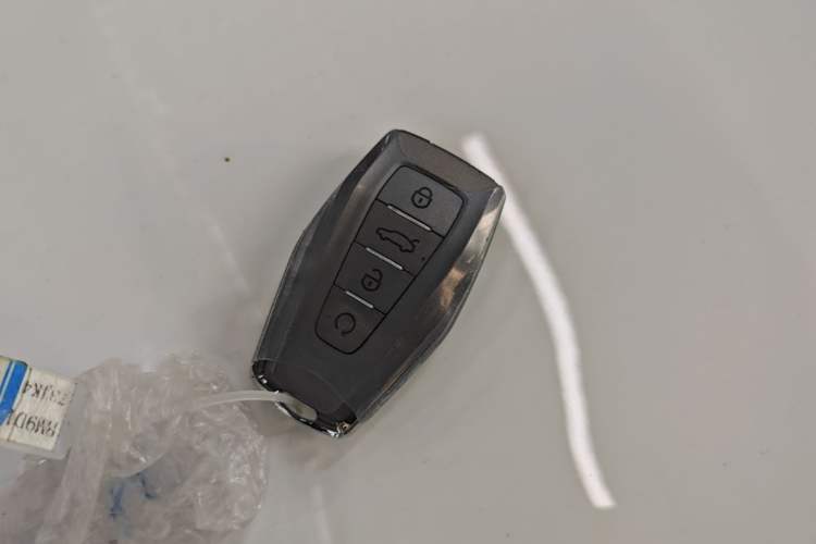 Used Geely Auto Coolray 2025 Bin Yue L 1.5TD DCT Star Diamond Vehicle Key