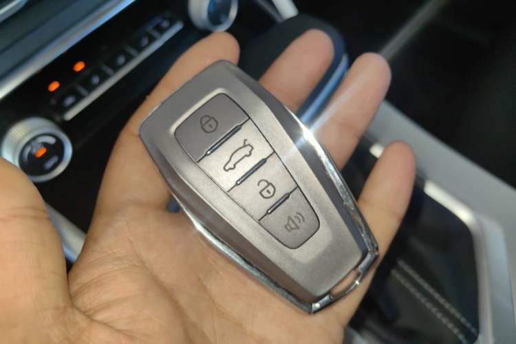 Used Geely Auto Coolray 2025 1.5L CVT Super Edition Vehicle Key