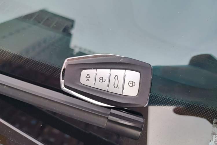 Used Geely Auto Coolray 2025 Model 1.5L CVT Superpower Edition MAX Vehicle Key