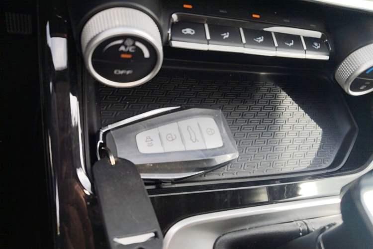 Used Geely Auto Coolray 2025 Model 1.5L CVT Superpower Edition MAX Vehicle Key