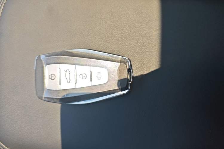 Used Geely Auto Coolray 2025 Model 1.5L CVT Superpower Edition MAX Vehicle Key