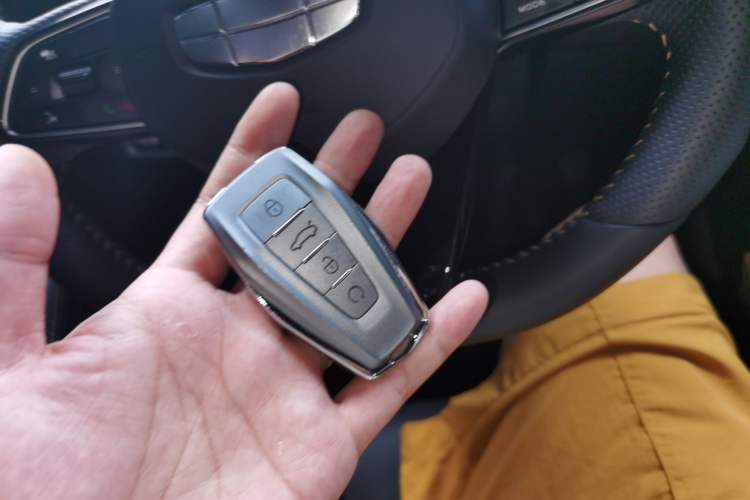 Used Geely Auto Coolray 2025 Bin Yue L 1.5T DCT Starlight Edition Vehicle Key