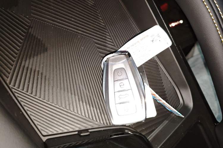 Used Geely Auto Coolray 2025 Bin Yue L 1.5TD DCT Beyond Edition Vehicle Key