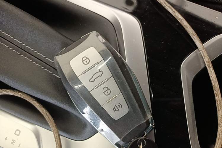 Used Geely Auto Coolray 2025 Model 1.5L CVT Superpower Edition MAX Vehicle Key