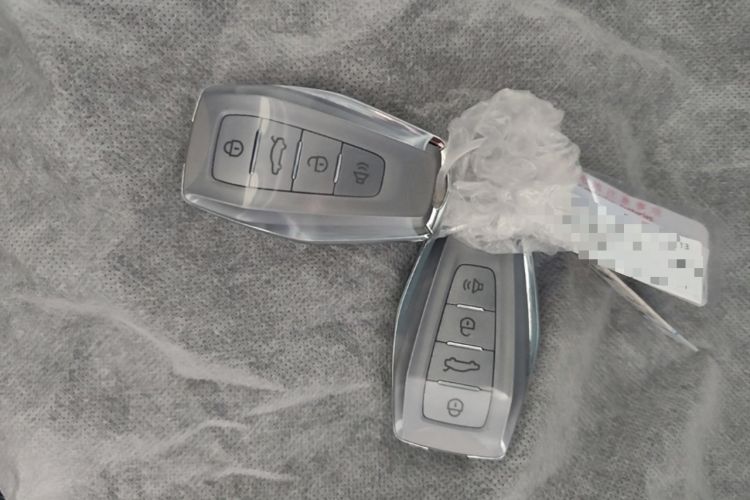 Used Geely Auto Coolray 2025 1.5L CVT Super Edition Vehicle Key