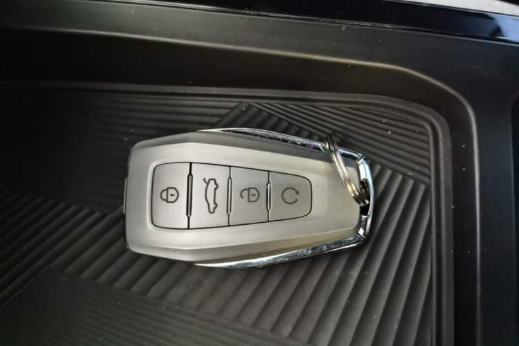 Used Geely Auto Coolray 2025 Bin Yue L 1.5TD DCT Beyond Edition Vehicle Key