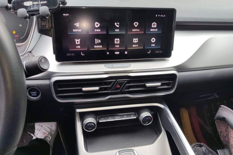 Used Geely Auto Coolray New Energy 2020 1.5T ePro Higher Audio And AC Panel