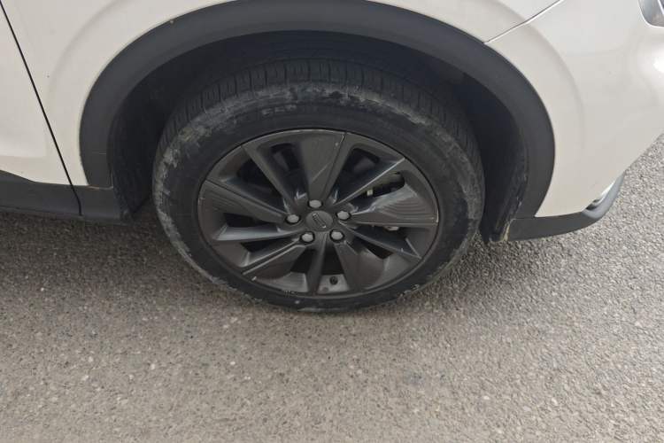 Used Geely Auto Coolray New Energy 2020 1.5T ePro Higher Right Front Wheel Hub